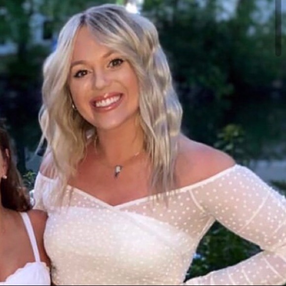 Meet your Posher, Elizabeth - Picture 1 of 1